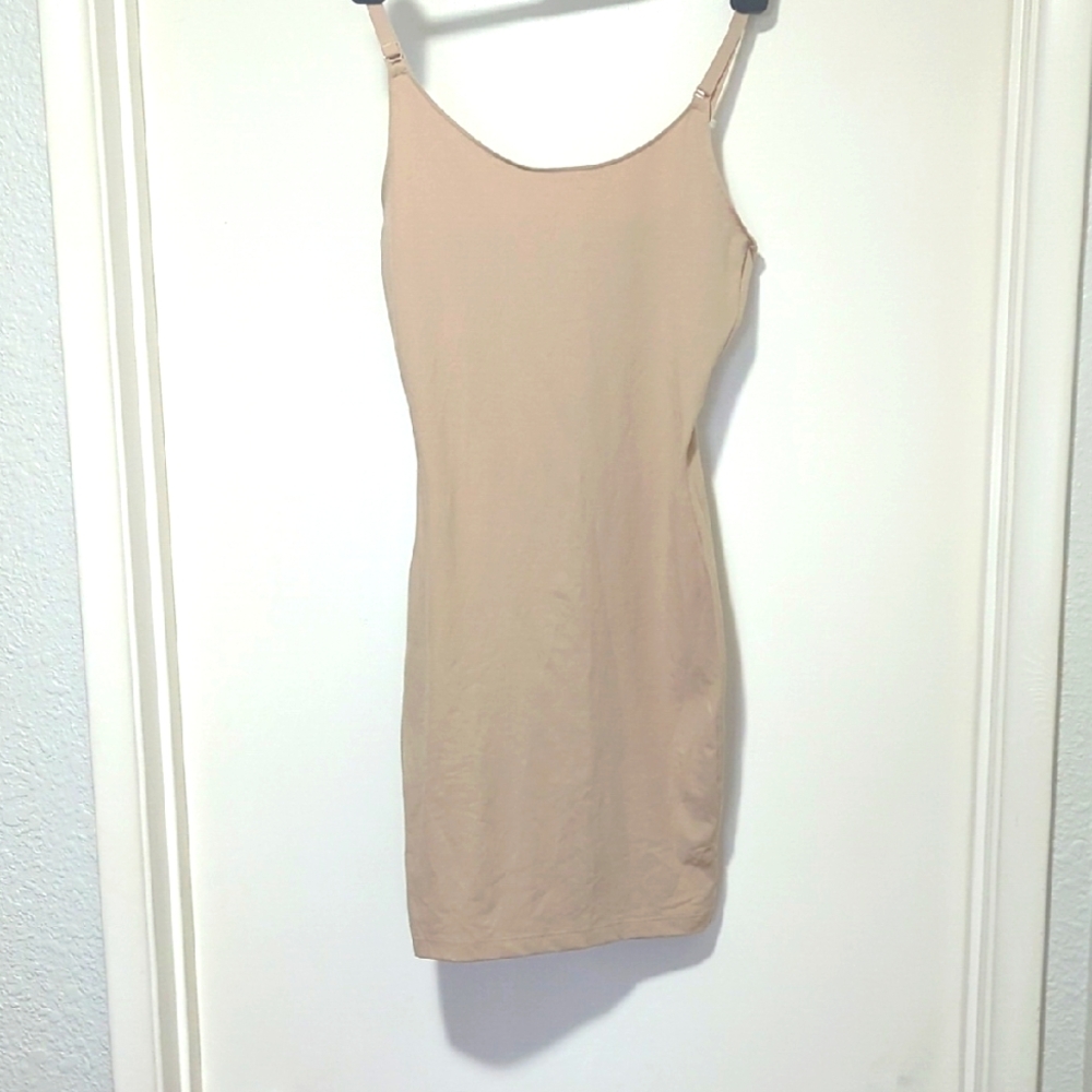Spanx Socialight Bodywear